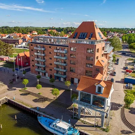 Speicher Residenz E1 App 4 * Barth